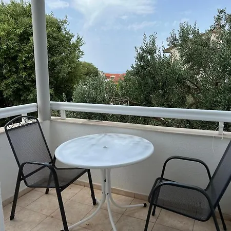 Studio Apartman Appartamento Podaca